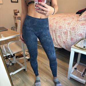 Lululemon Navy Blue Leggings